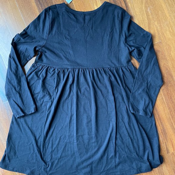 NEW Black Dress with Scandinavian Design Sz 16 - Picture 2 of 6